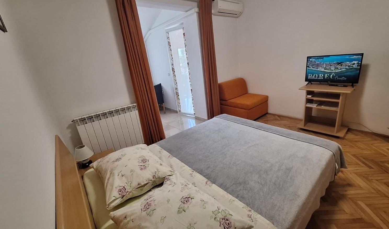 App Karmen With Free Parkig Apartment โปเรช ภายนอก รูปภาพ